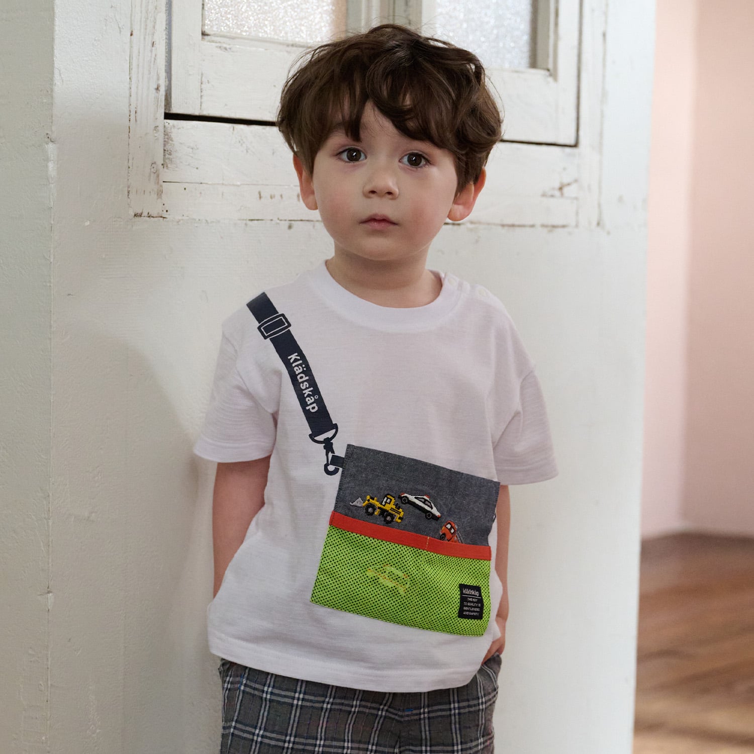 クレードスコープ kladskap サコッシュ風半袖Tシャツ （白） 白