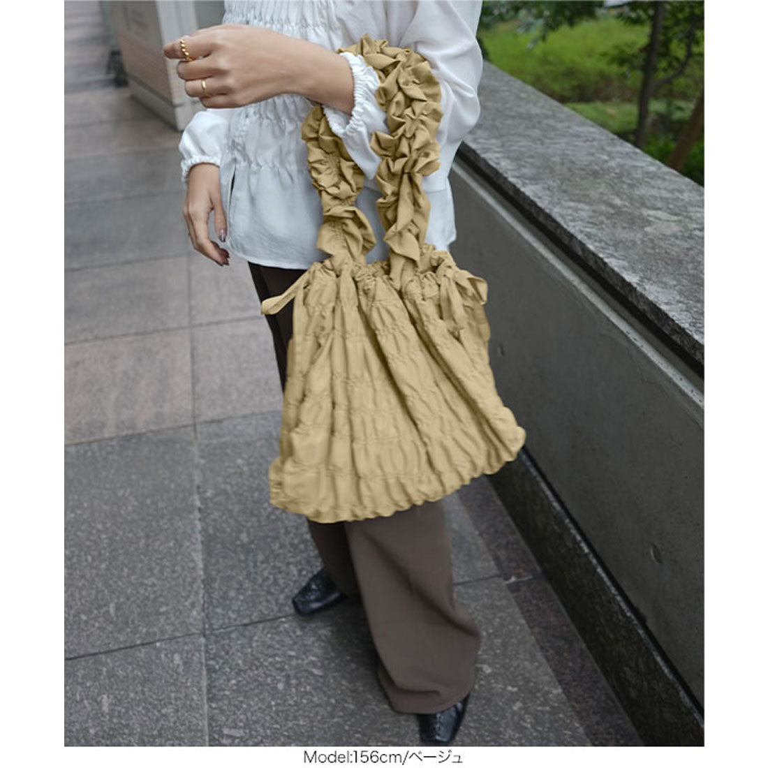 コウベレタス KOBE LETTUCE [ yuiさんコラボ ] シャーリングバッグ [B1604] （アイボリー） アイボリー