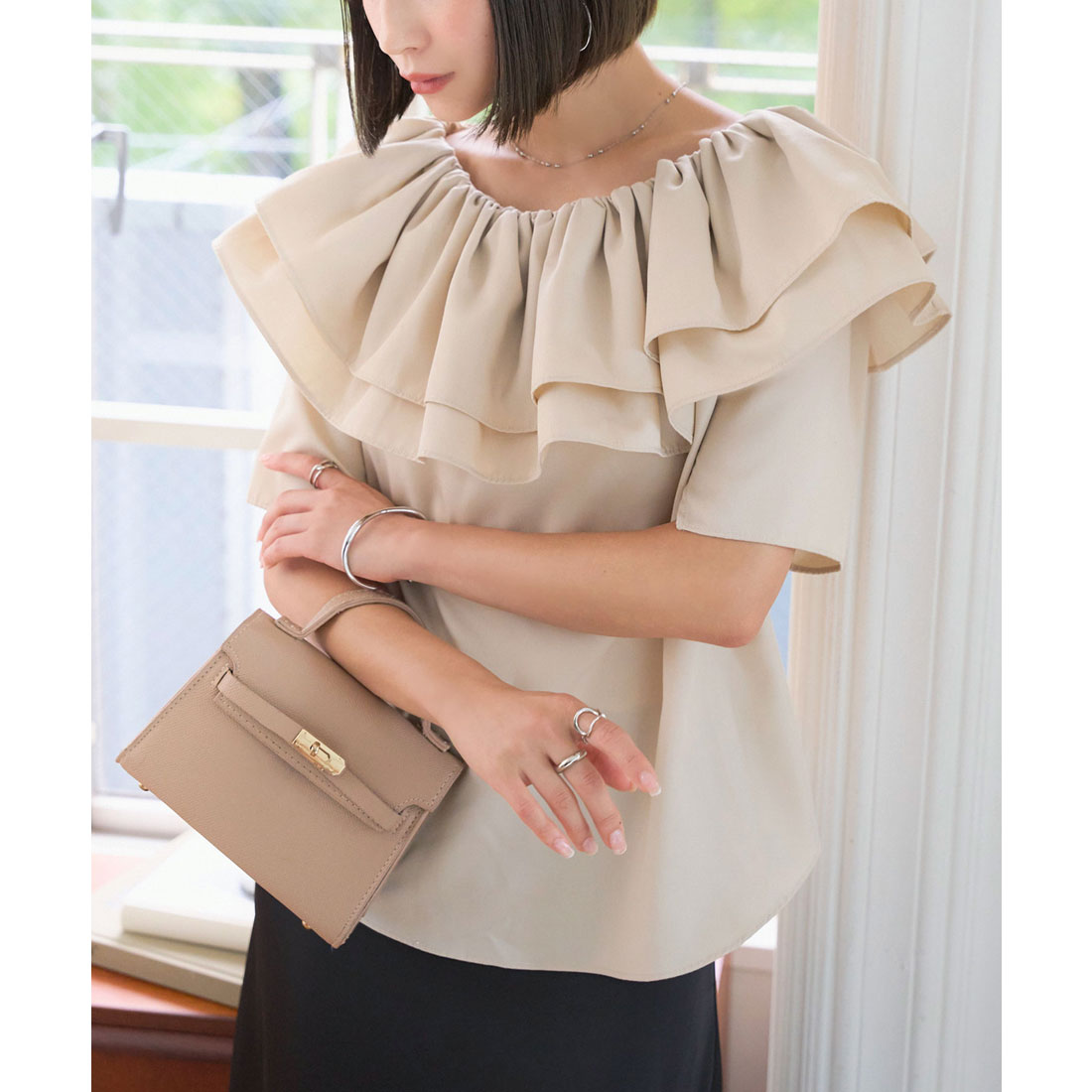 コウベレタス KOBE LETTUCE 2wayフリルブラウス [C7608] （ベージュ） ベージュ