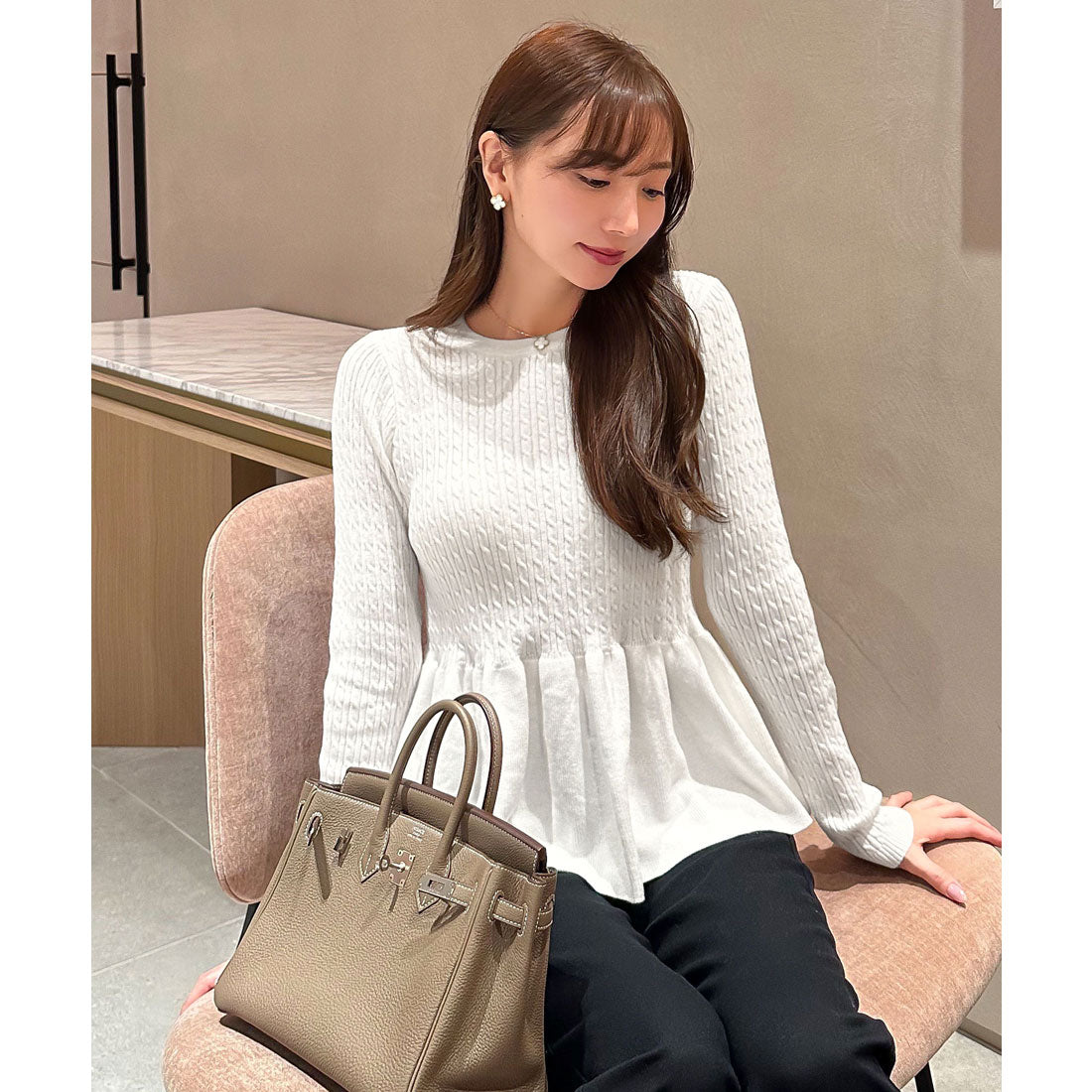 コウベレタス KOBE LETTUCE [ 岡部あゆみさんコラボ ］ペプラムニットトップス【ケーブル】[選べる2タイプ] [N1204] （オフホワイト） オフホワイト