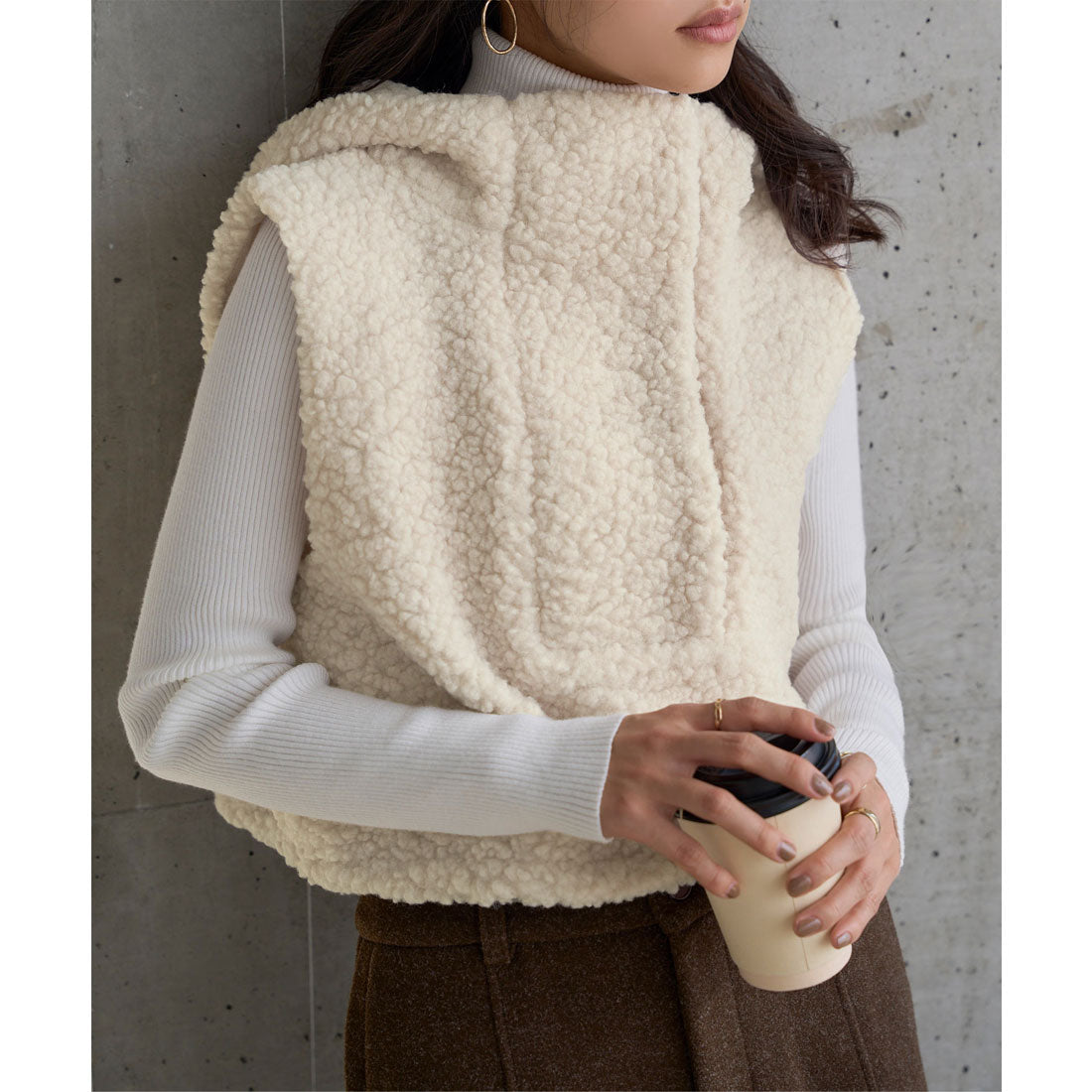 コウベレタス KOBE LETTUCE フード付きボアベスト [C7738] （エクリュ） エクリュ