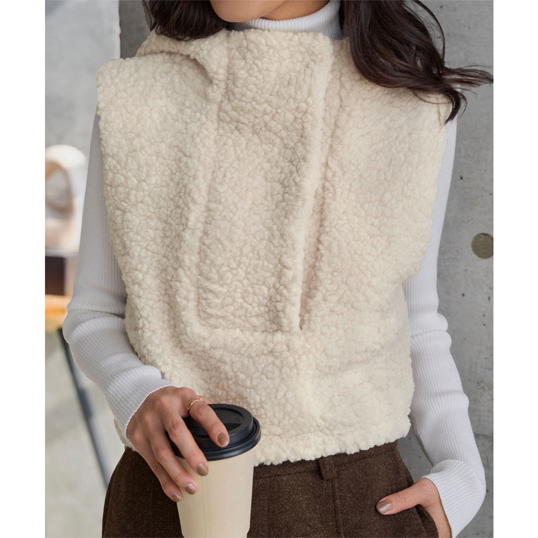 コウベレタス KOBE LETTUCE フード付きボアベスト [C7738] （エクリュ） エクリュ