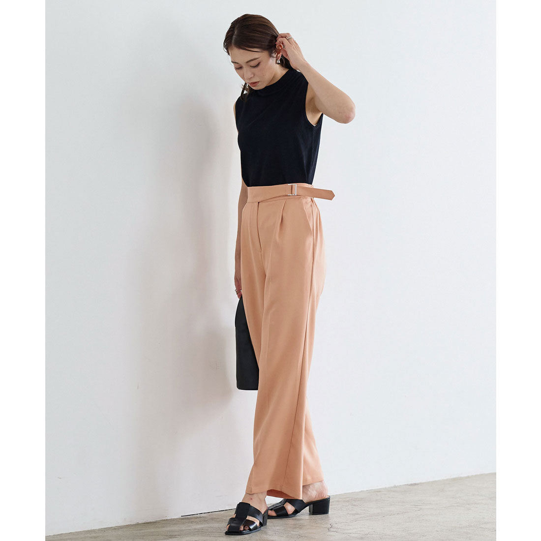 KOBE LETTUCE Belt Point Design Pants [M3658]