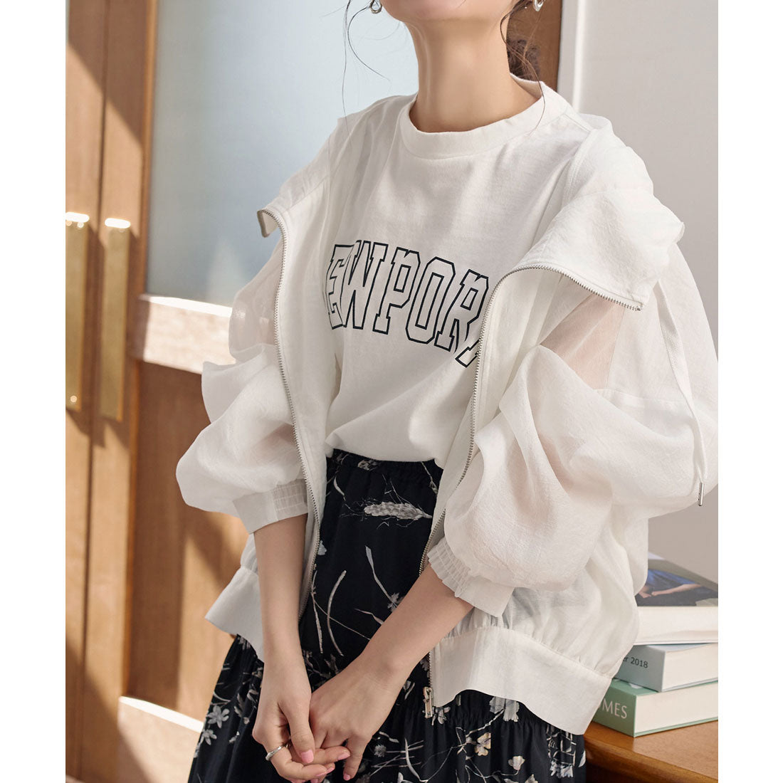 KOBE LETTUCE [100% cotton] Logo printed French mock neck T-shirt [College logo] [C6572]