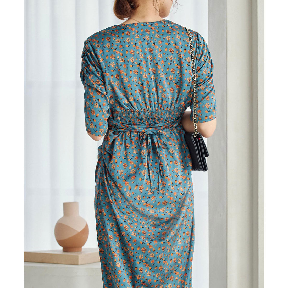 KOBE LETTUCE Optical Flower Dress for a slender look [E3283]