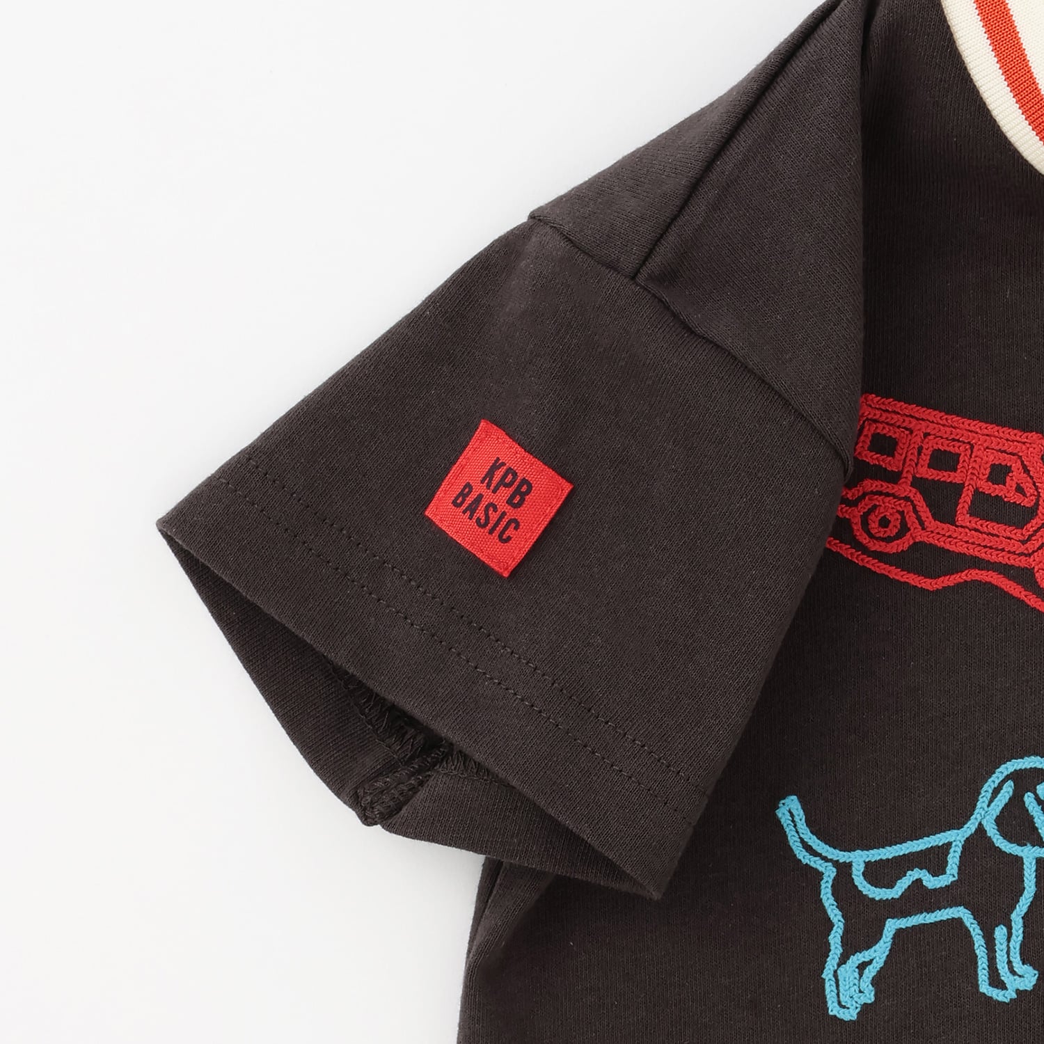 ケーピー KP ハンド刺しゅう風 半袖Tシャツ （黒） 黒