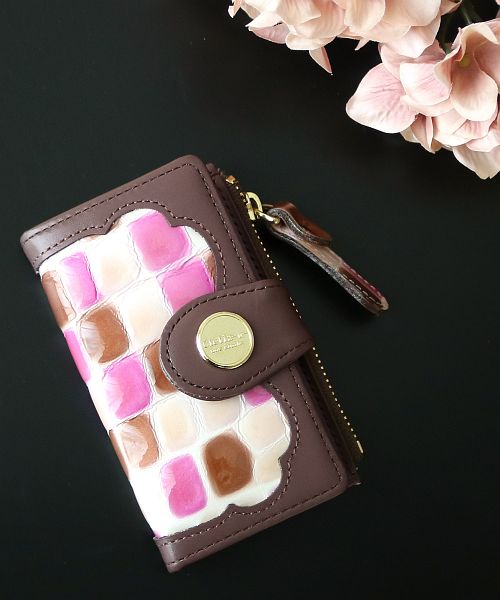 クレリアユー Clelia-u- キーケース レディース 本革 ステンドグラス調 レザー エナメル 二つ折りキーケース 日本製 Cleliaーuー