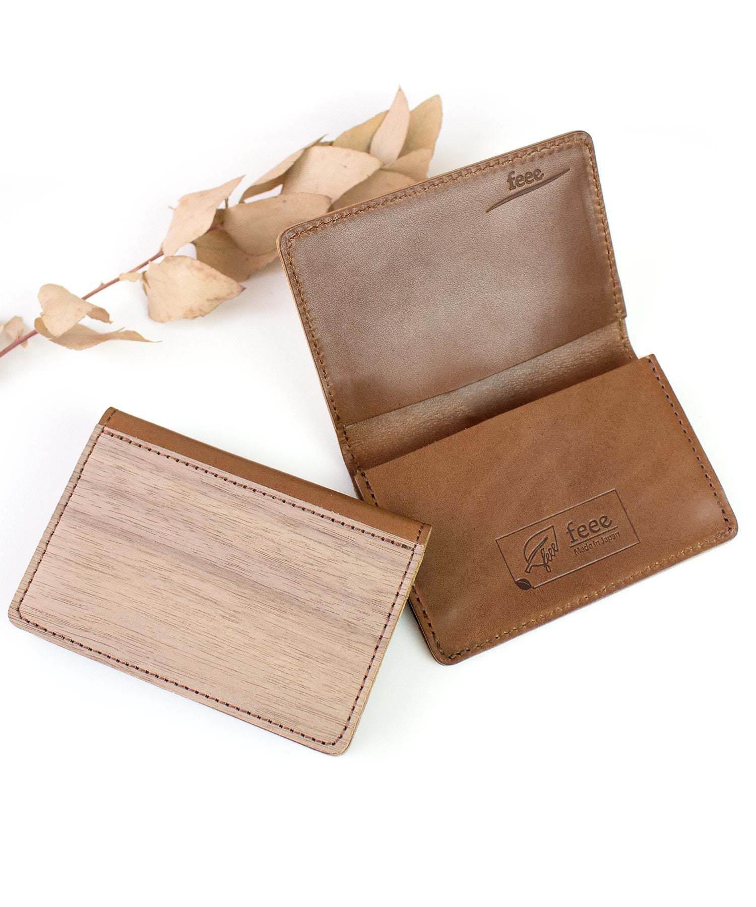 Fee feee Card Case Men’s Women’s Tochigi Leather Wood Sheet Stylish Business Card Holder FE-3205 For Men feee Fee Natural Wood Genuine Leather Wooden Hinoki Made in Japan