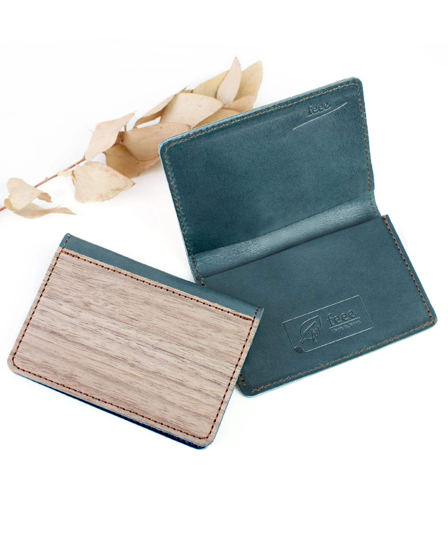 Fee feee Card Case Men’s Women’s Tochigi Leather Wood Sheet Stylish Business Card Holder FE-3205 For Men feee Fee Natural Wood Genuine Leather Wooden Hinoki Made in Japan
