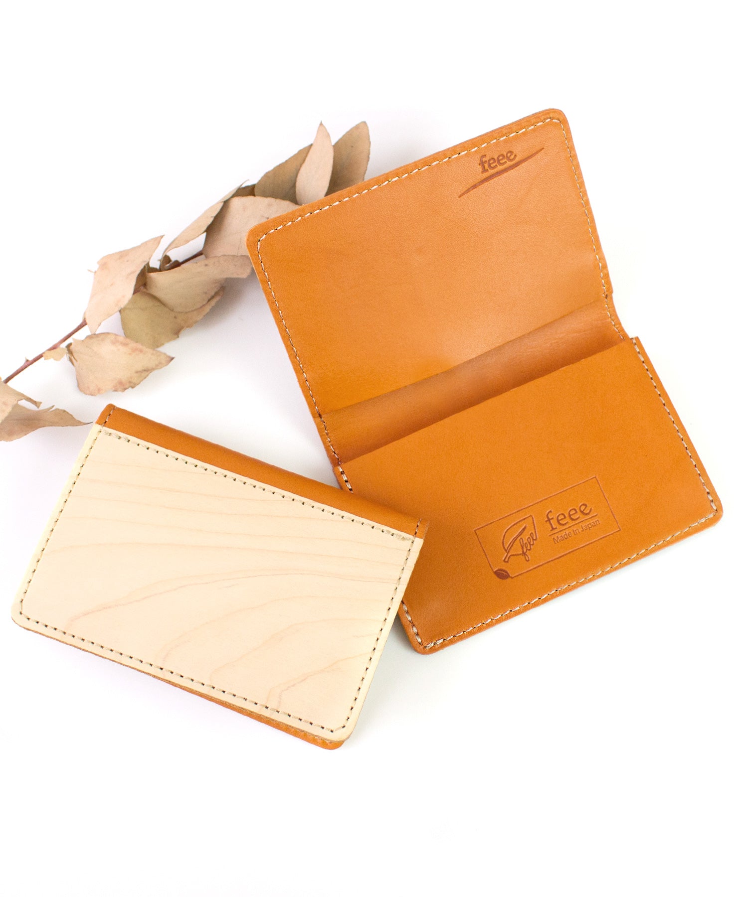 Fee feee Card Case Men’s Women’s Tochigi Leather Wood Sheet Stylish Business Card Holder FE-3205 For Men feee Fee Natural Wood Genuine Leather Wooden Hinoki Made in Japan