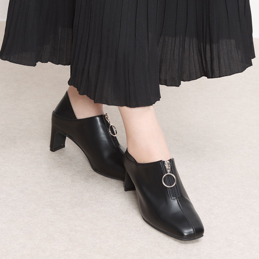 SFW Liberty Doll LiBERTYDOLL [New with defects] Square Toe Ring Zip Beautiful Leg Booties / 1162