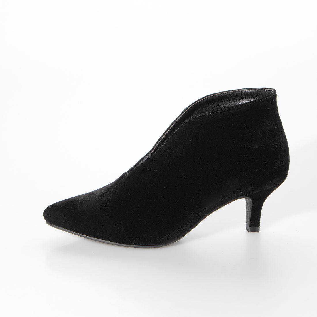 LiBERTYDOLL V-cut short booties with a beautiful silhouette and comfortable fit/5538