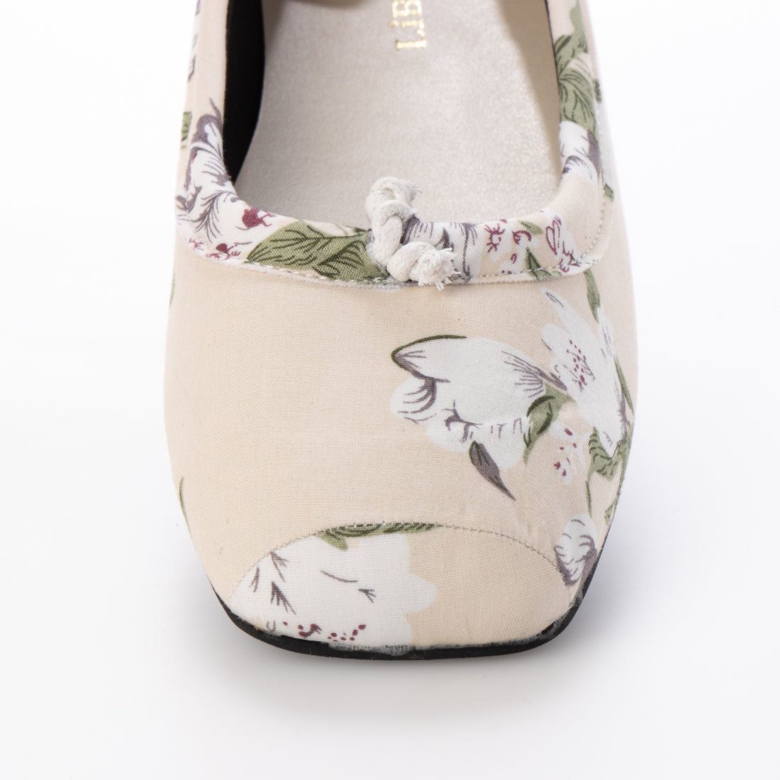 Liberty Doll LiBERTYDOLL Square toe ribbon pumps with cushioned tips/1153