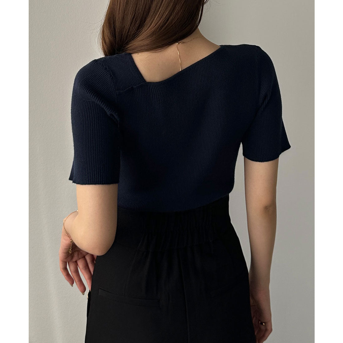 ルエレ Louere Louere アシメネック半袖リブニット （ネイビー） ネイビー