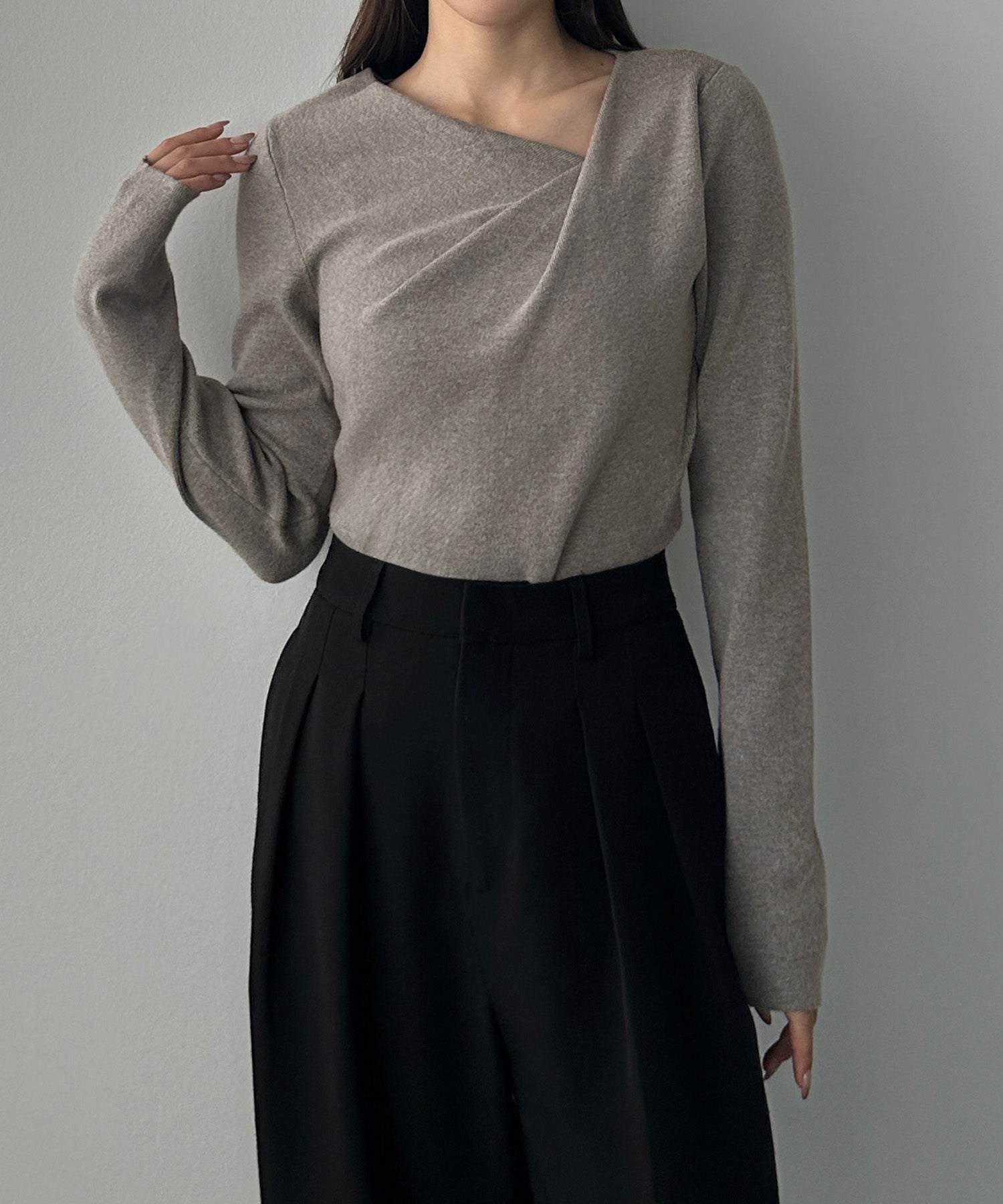 ルエレ Louere Louere ドレープアシメネックニットトップス （グレー） グレー