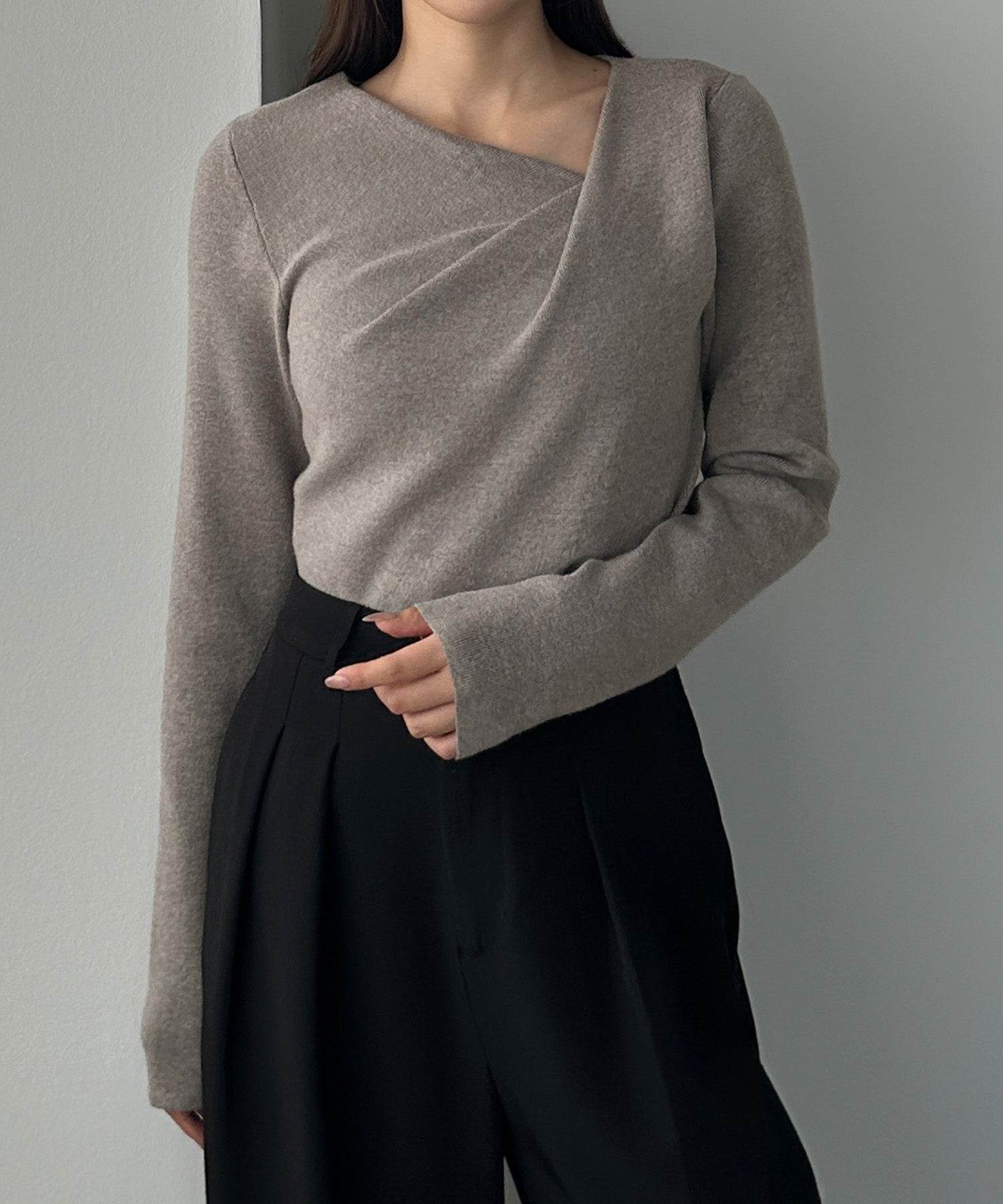 ルエレ Louere Louere ドレープアシメネックニットトップス （グレー） グレー