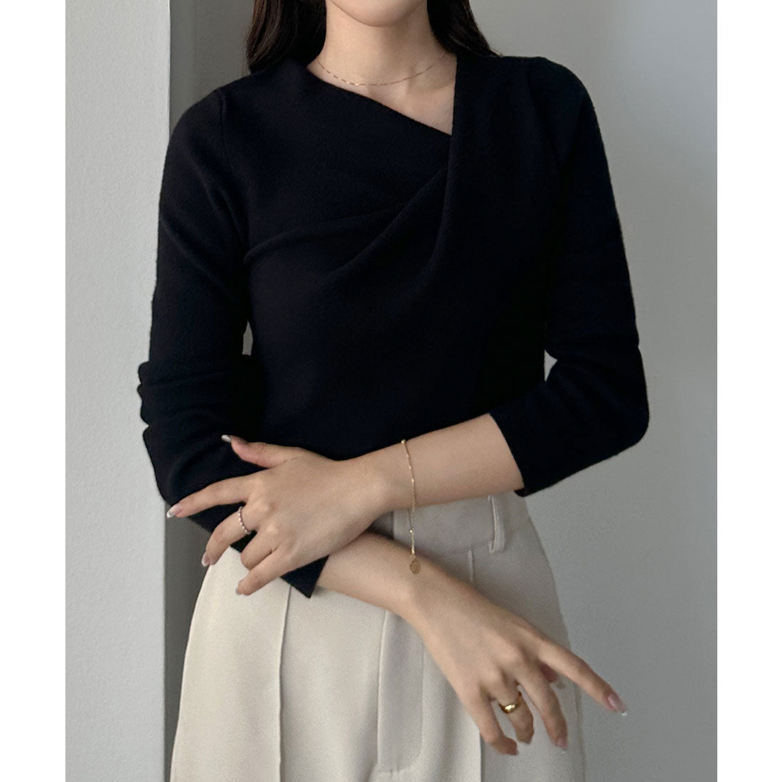 ルエレ Louere Louere ドレープアシメネックニットトップス （ブラック） ブラック