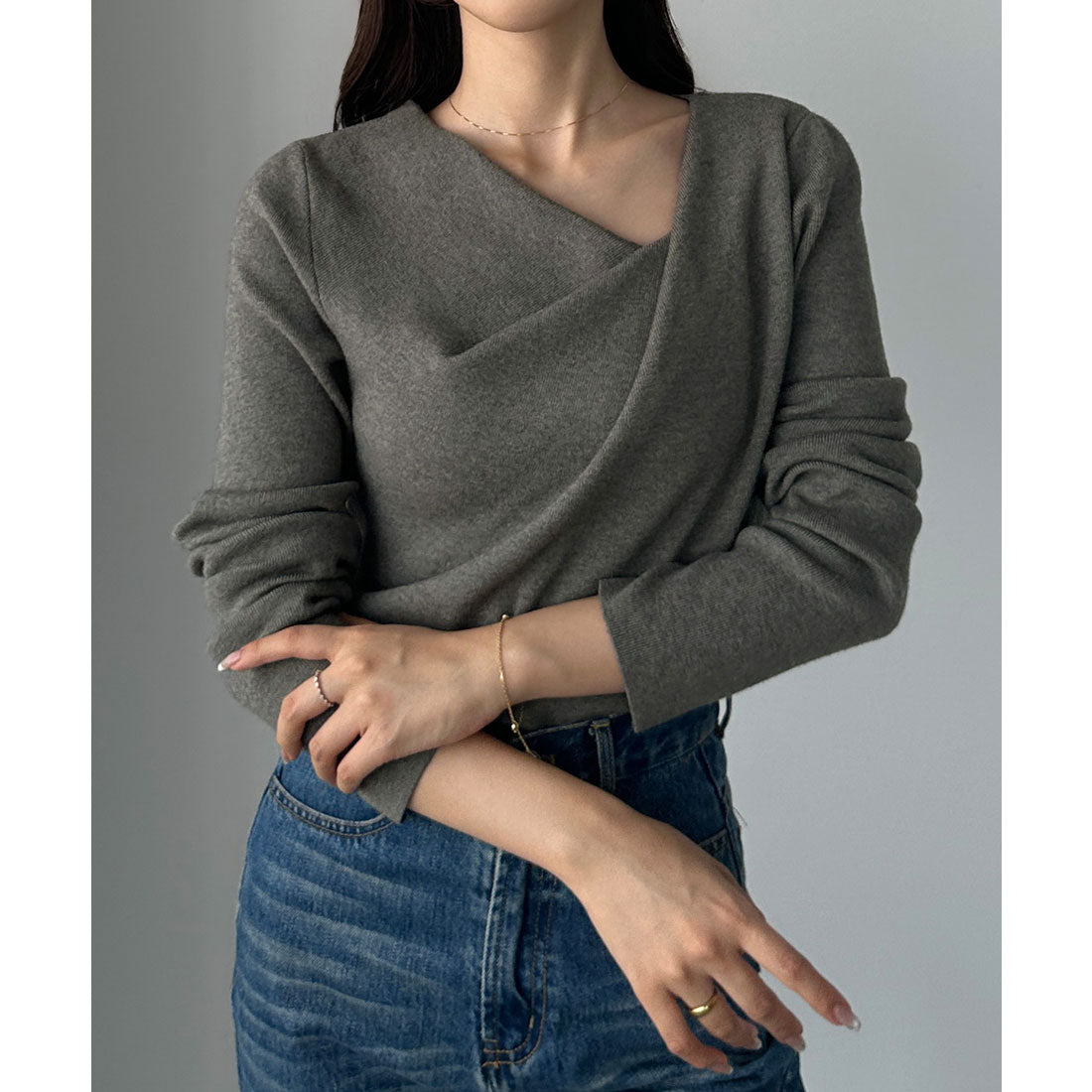 ルエレ Louere Louere ドレープアシメネックニットトップス （チャコール） チャコール