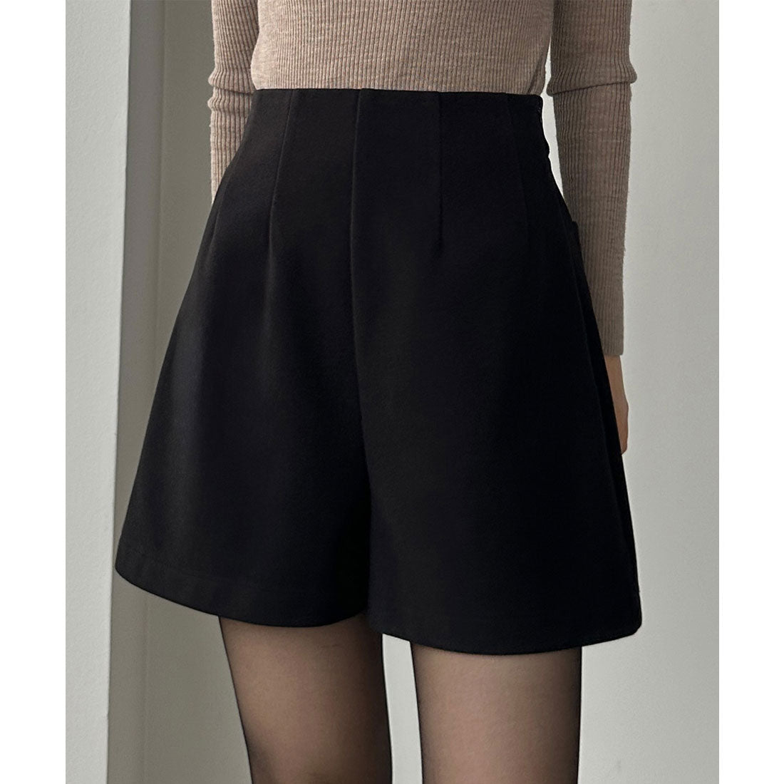 ルエレ Louere Louere ウールライクハイウエストショートパンツ （ブラック） ブラック