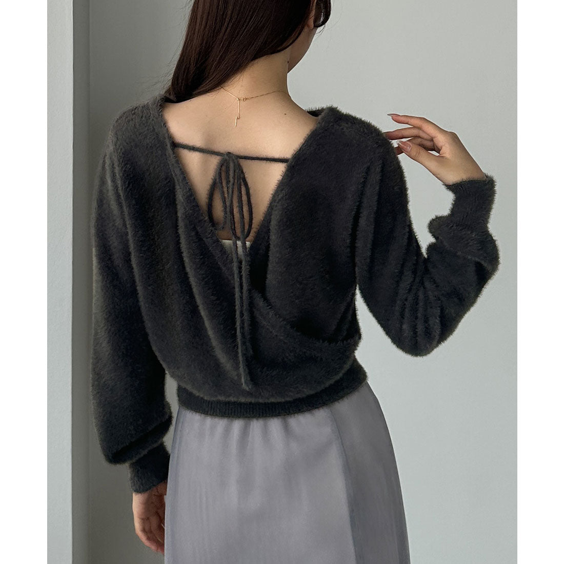 ルエレ Louere Louere バックオープンニットトップス （チャコール） チャコール