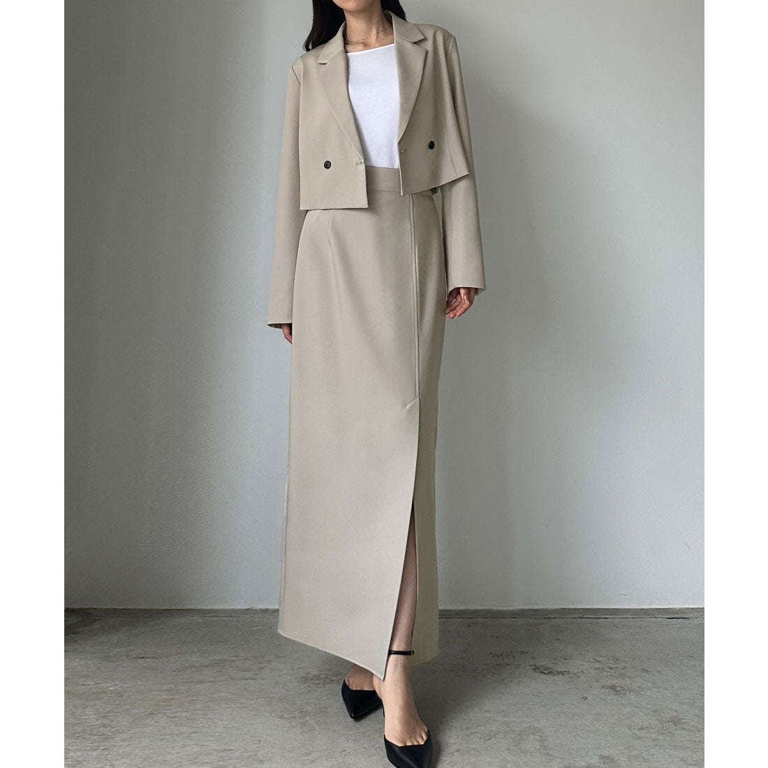 ルエレ Louere Louere ショートテーラードジャケット＋前スリットタイトスカートSET （グレージュ） グレージュ