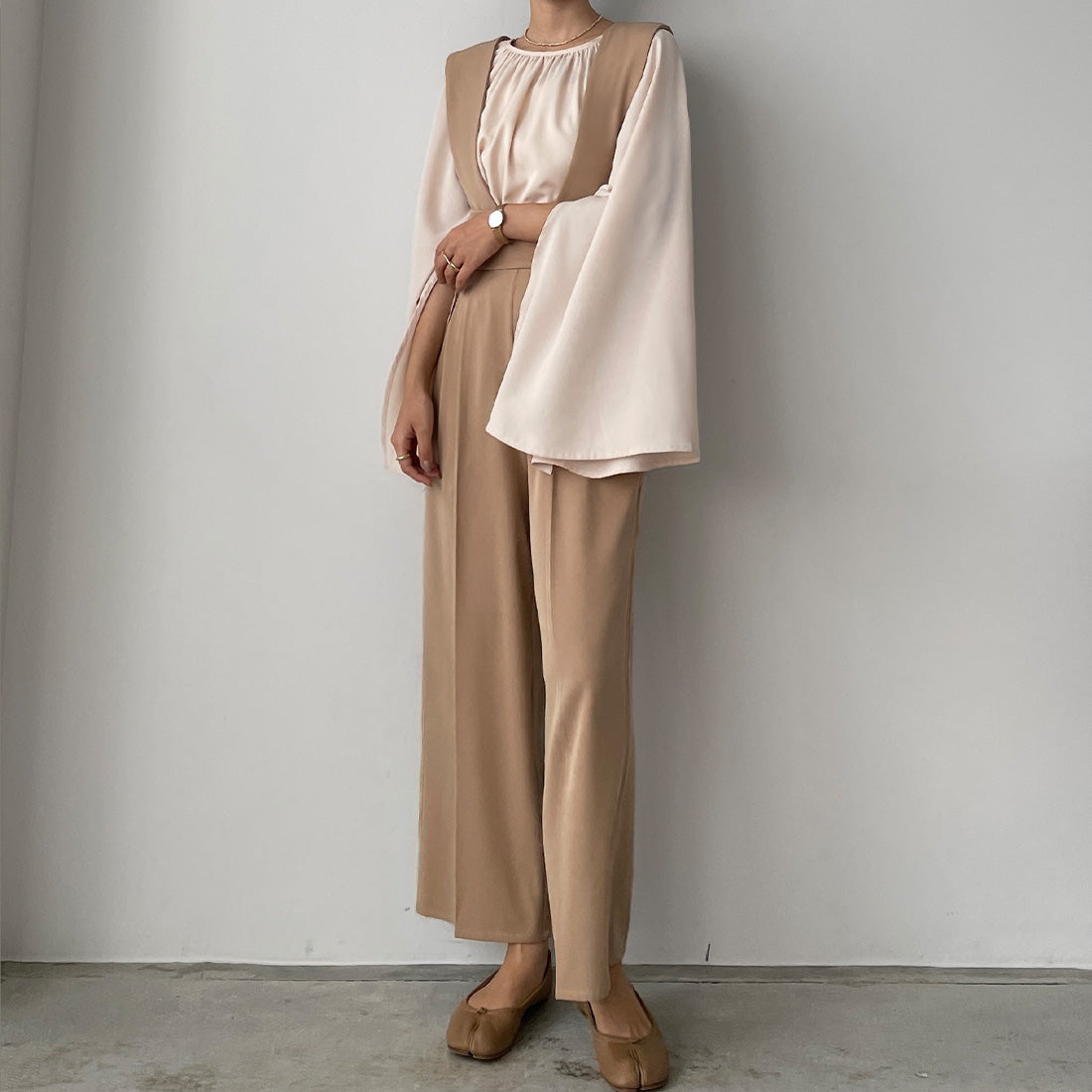 ルエレ Louere Louere 【取り外し可】ワイドサスペンダーハイウエストパンツ （ベージュ） ベージュ