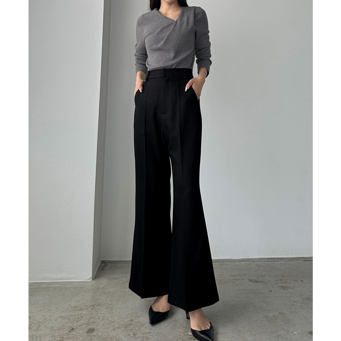 ルエレ Louere Louere バックスリットフレアパンツ（薄手） （ブラック） ブラック