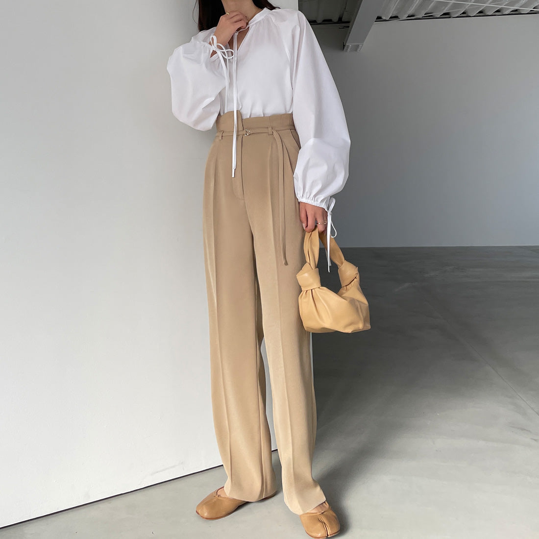 ルエレ Louere ベルト付きアシンメトリーハイウエストパンツ