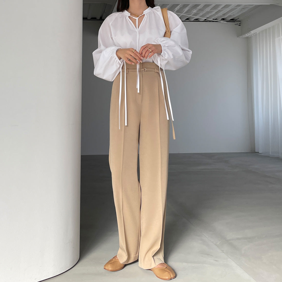 ルエレ Louere ベルト付きアシンメトリーハイウエストパンツ