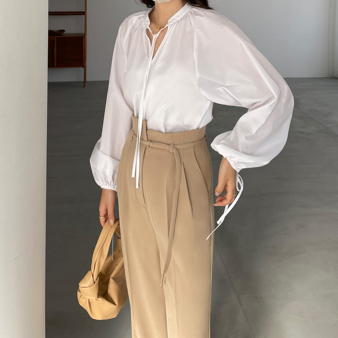 ルエレ Louere ベルト付きアシンメトリーハイウエストパンツ