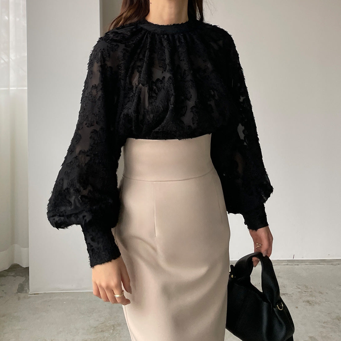 ルエレ Louere シャギーパフスリーブブラウス