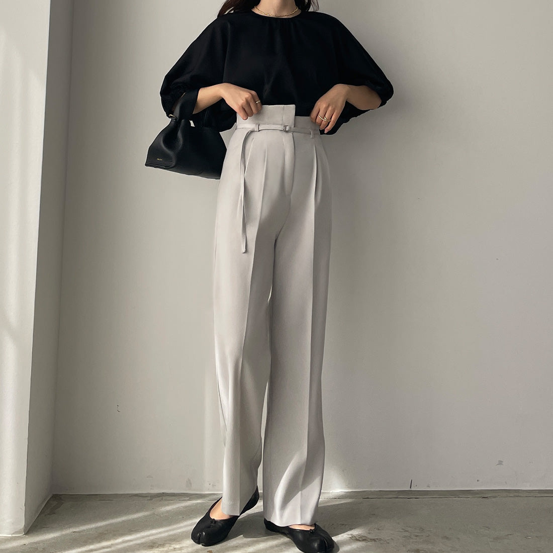 ルエレ Louere ベルト付きアシンメトリーハイウエストパンツ