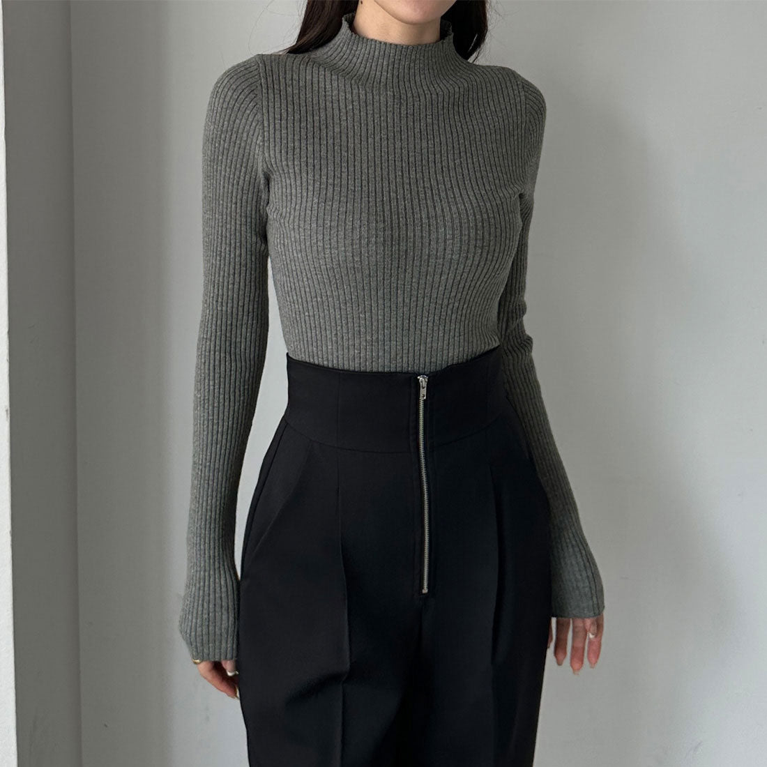 ルエレ Louere Louere ハイネックリブニット