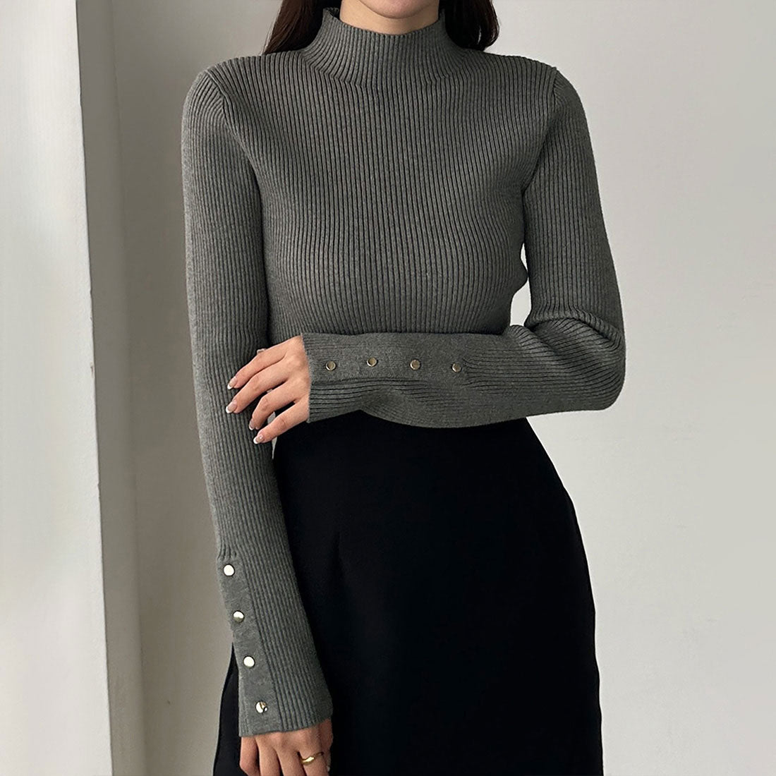 ルエレ Louere Louere ゴールドボタンリブニット