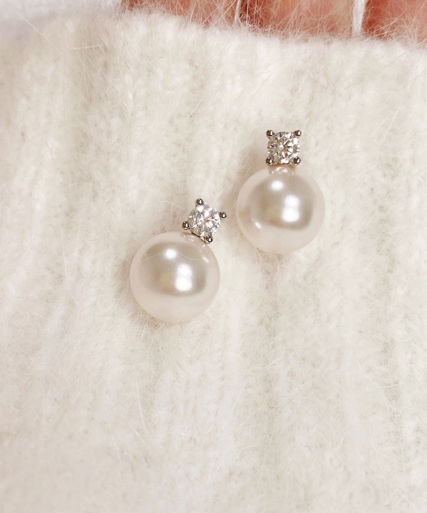 レジャ Leja パールシルバーストーンピアス結婚式 パーティー 成人式 二次会 同窓会 お呼ばれ オケージョン 20代 30代 40代 （WHITE） WHITE