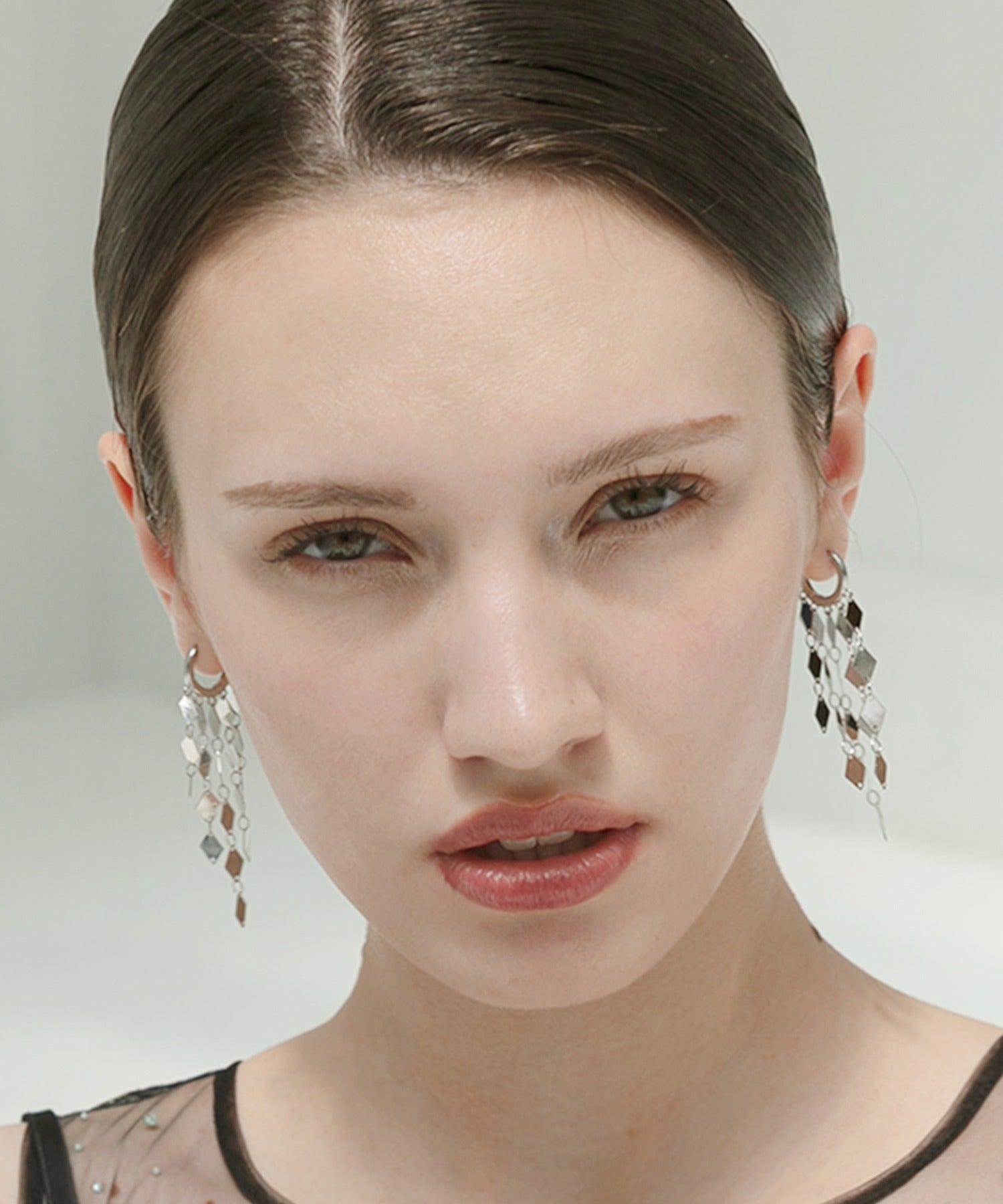 レジャ Leja ダイヤモチーフロングピアス結婚式 パーティー 成人式 二次会 同窓会 お呼ばれ オケージョン20代 30代 40代 （SILVER） SILVER