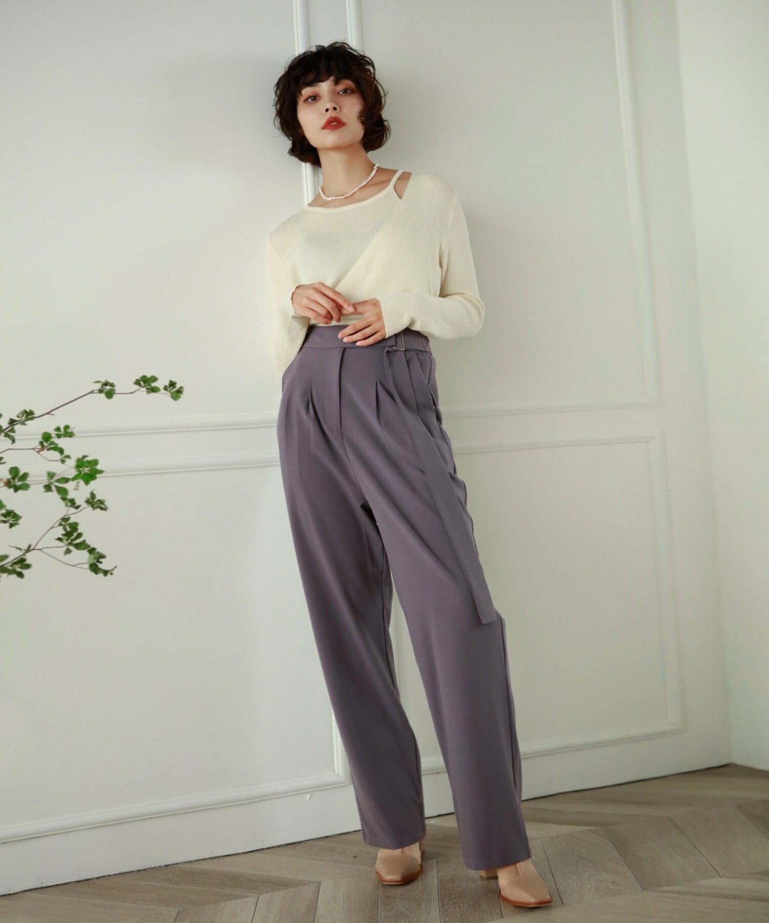 レジャ Leja スモーキーカラーセンタープレスセベルトパンツ
