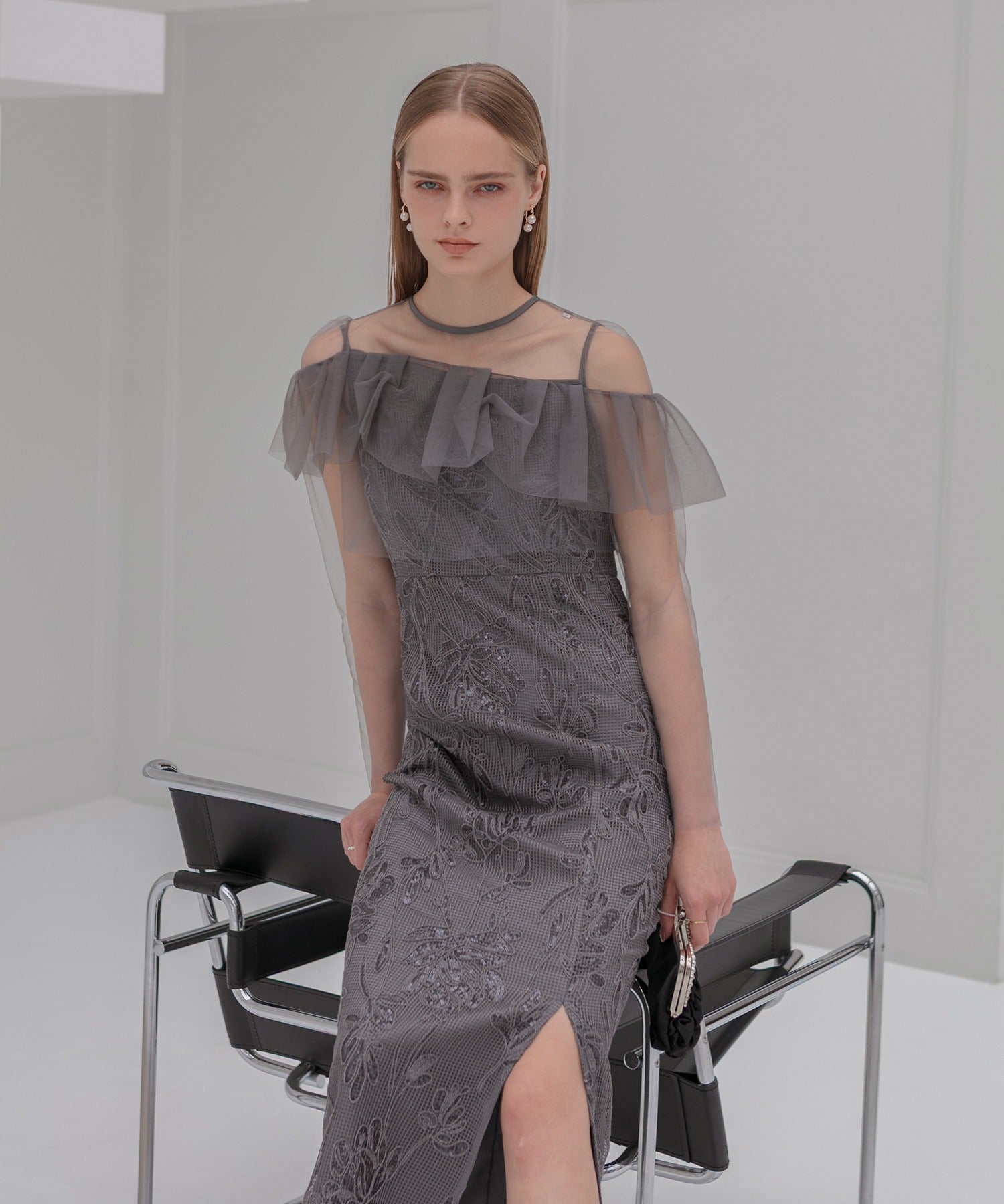 レジャ Leja 2WAYアシンメトリーフリルチュールフラワーIラインワンピースドレス2点セット美脚効果結婚式 パーティードレス 成人式 二次会 同窓会 お呼ばれ オケージョン 20代 30代 40代 （DARKGRAY） DARKGRAY