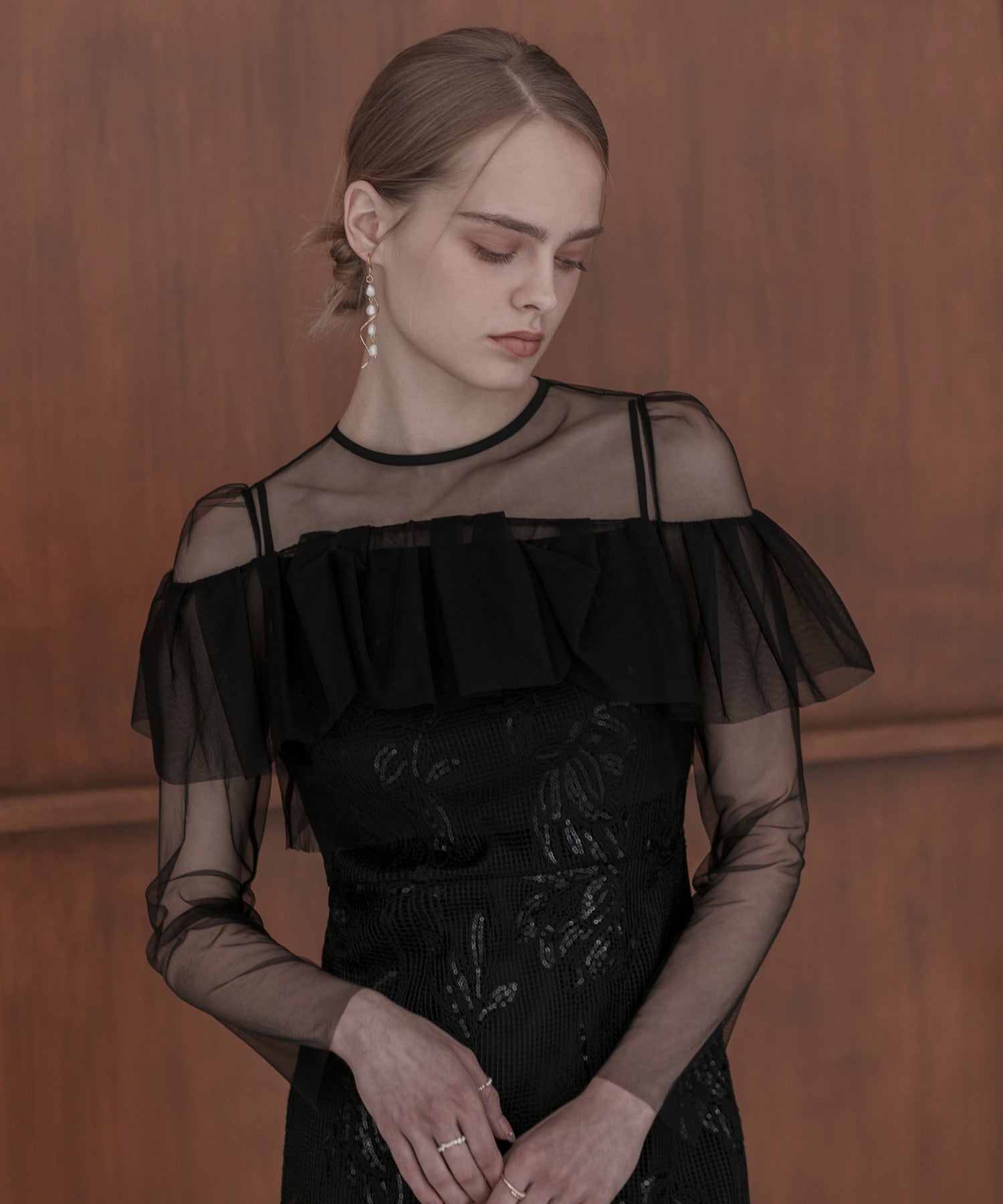 レジャ Leja 2WAYアシンメトリーフリルチュールフラワーIラインワンピースドレス2点セット美脚効果結婚式 パーティードレス 成人式 二次会 同窓会 お呼ばれ オケージョン 20代 30代 40代 （BLACK） BLACK