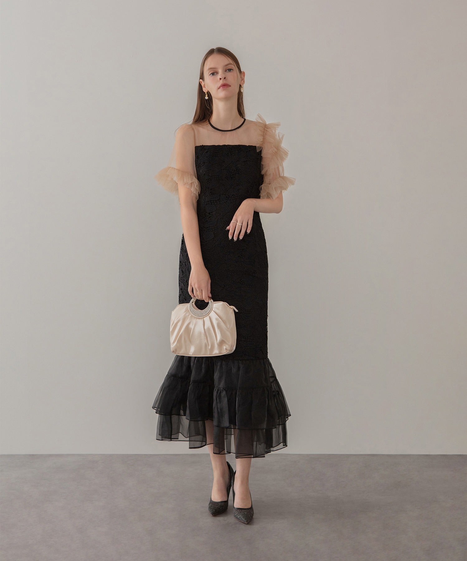 レジャ Leja アシンメトリーチュールスリーブレースフリルヘムIラインワンピースドレス美脚効果結婚式 パーティードレス 成人式 二次会 同窓会 お呼ばれ オケージョン 20代 30代 40代 （BLACK） BLACK