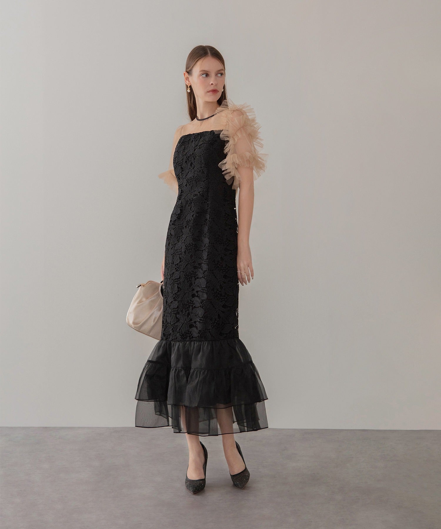 レジャ Leja アシンメトリーチュールスリーブレースフリルヘムIラインワンピースドレス美脚効果結婚式 パーティードレス 成人式 二次会 同窓会 お呼ばれ オケージョン 20代 30代 40代 （BLACK） BLACK