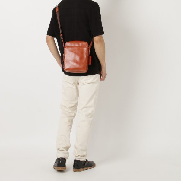 Leather Laboratory Oil Leather Vertical Travel Shoulder Bag