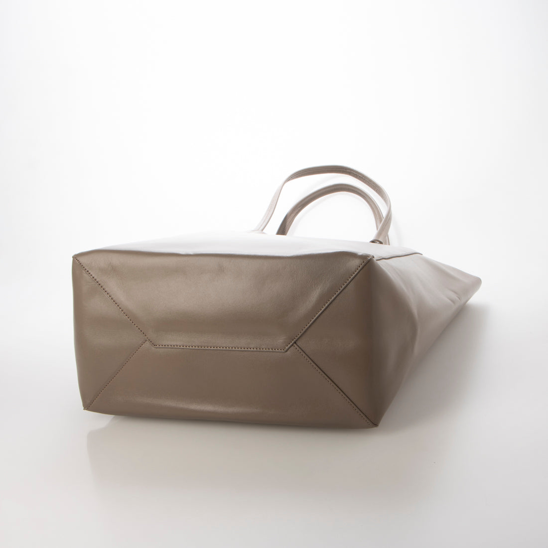 Leather Laboratory Genuine Leather Women's Vertical Tote Bag