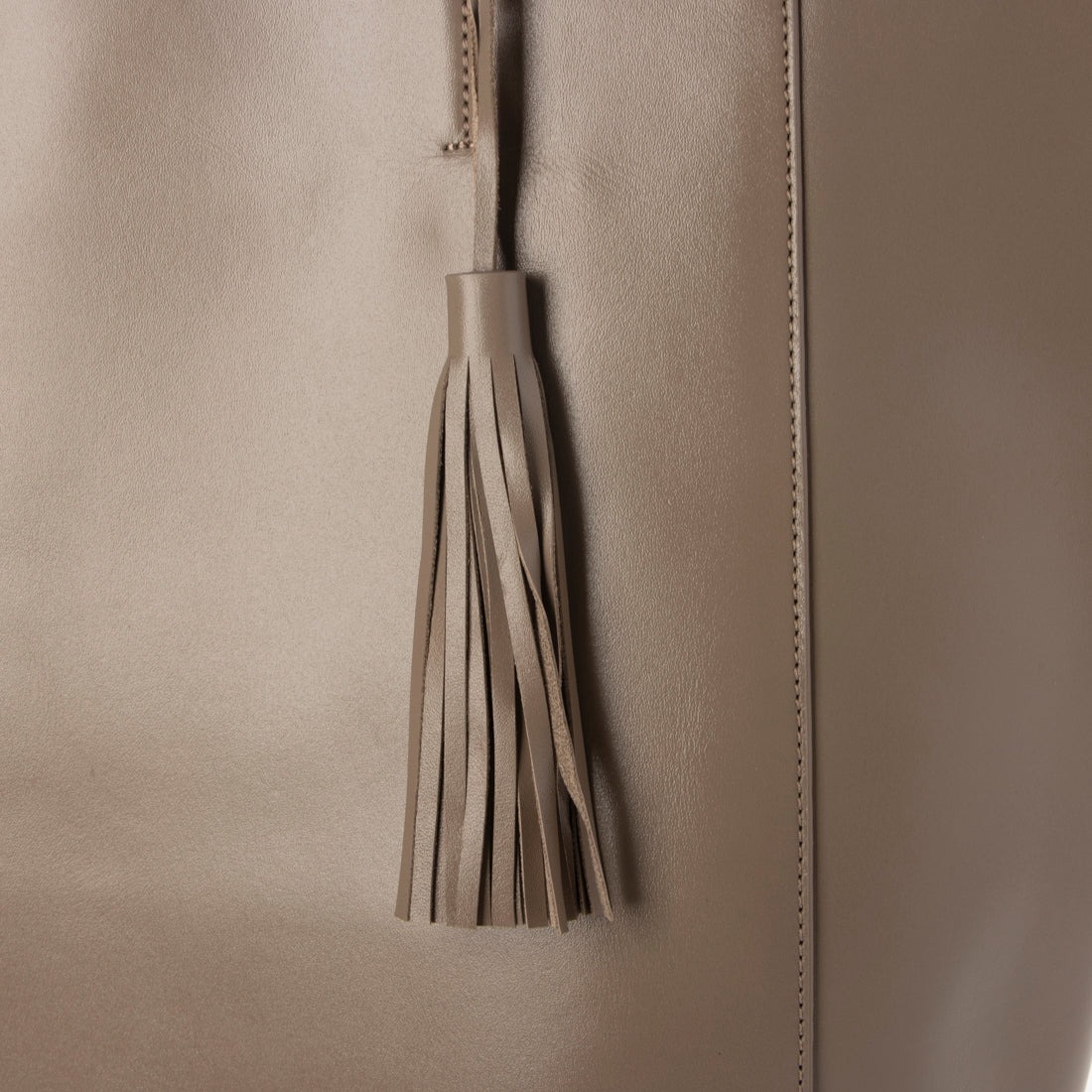 Leather Laboratory Genuine Leather Women's Vertical Tote Bag