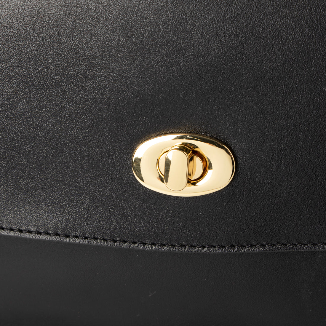 レザーラボラトリー Leather Laboratory 本革フラップショルダーバッグ 大き目