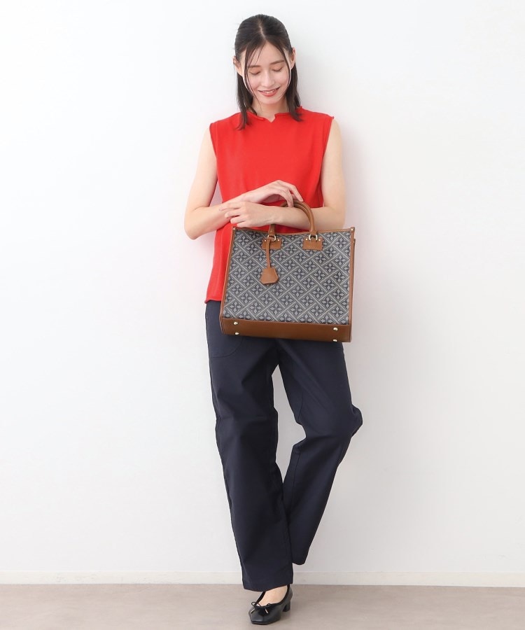 ローラ アシュレイ LAURA ASHLEY 【牛革／ショルダーベルト付き／Lサイズ】ミスタージョーンズ柄 バック （ブラック(119)） ブラック(119)