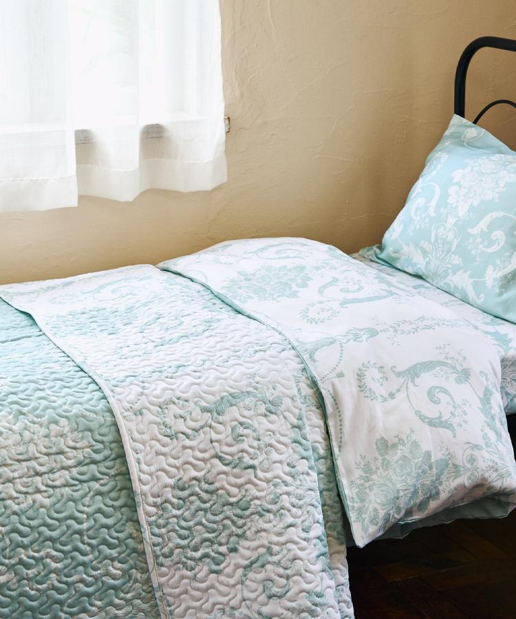 ローラ アシュレイ LAURA ASHLEY ジョゼッテ柄／ダックエッグ  キルトマルチカバー 200×200cm （ミントグリーン(121)） ミントグリーン(121)