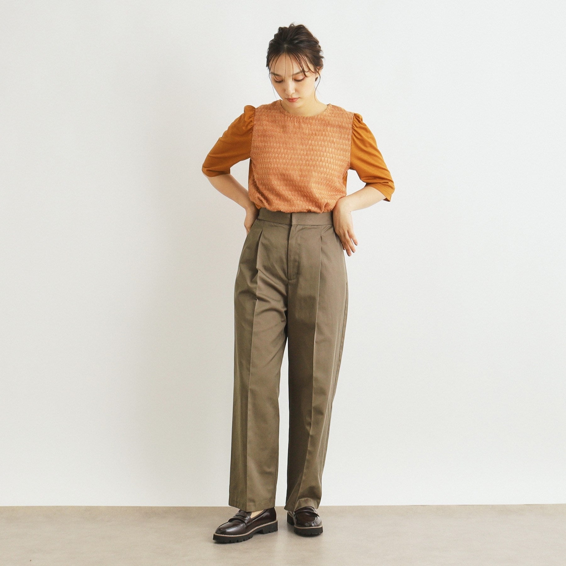 ローラ アシュレイ LAURA ASHLEY タックチノパンツ （ベージュ(055)） ベージュ(055)