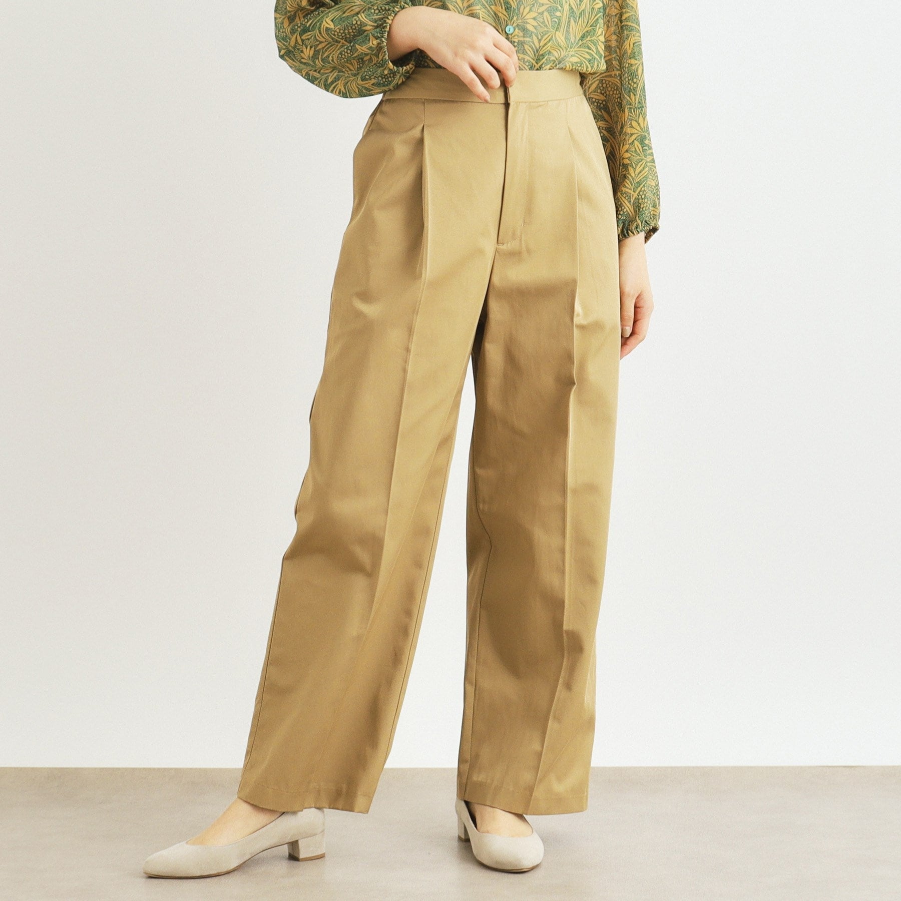 ローラ アシュレイ LAURA ASHLEY タックチノパンツ （ベージュ(055)） ベージュ(055)