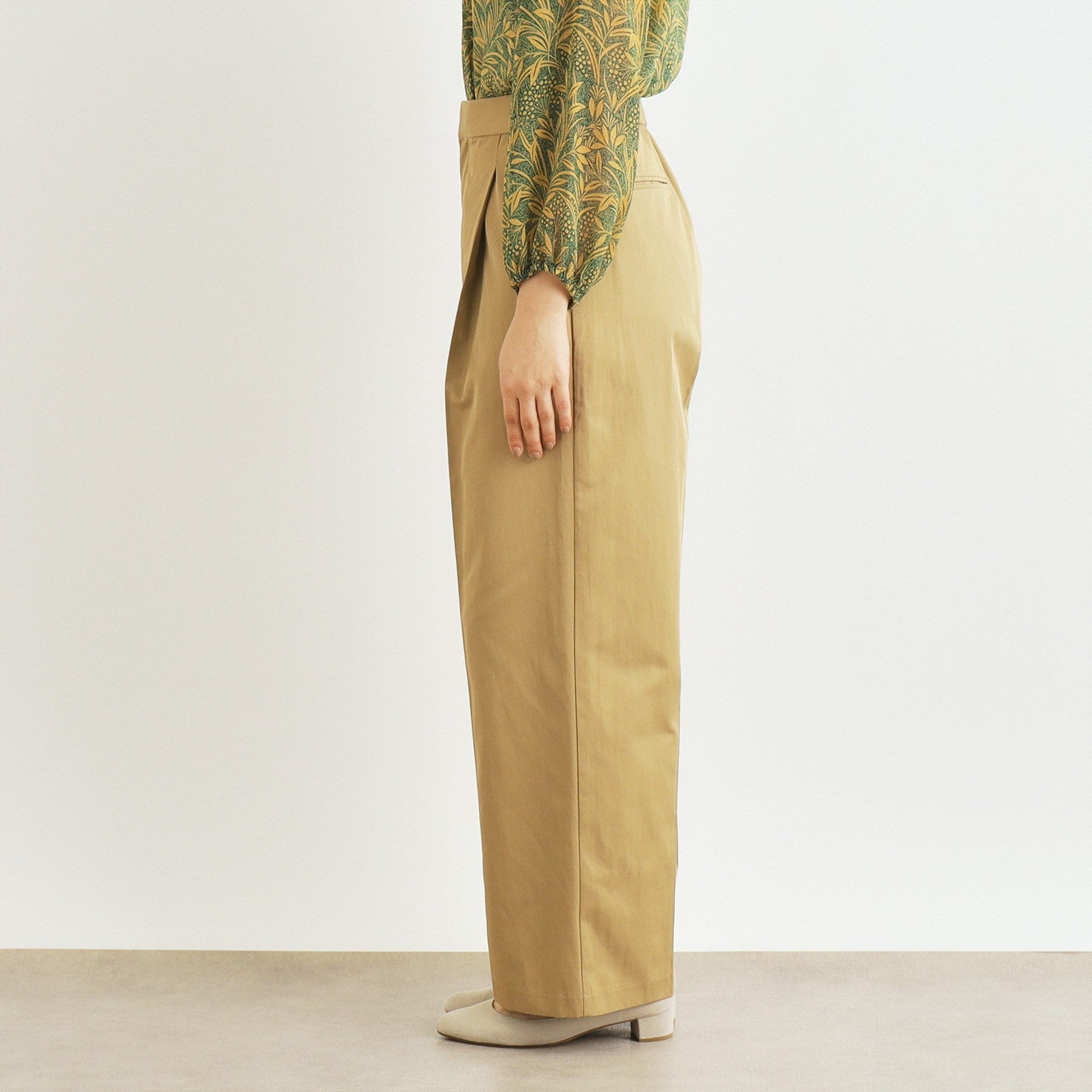 ローラ アシュレイ LAURA ASHLEY タックチノパンツ （ベージュ(055)） ベージュ(055)